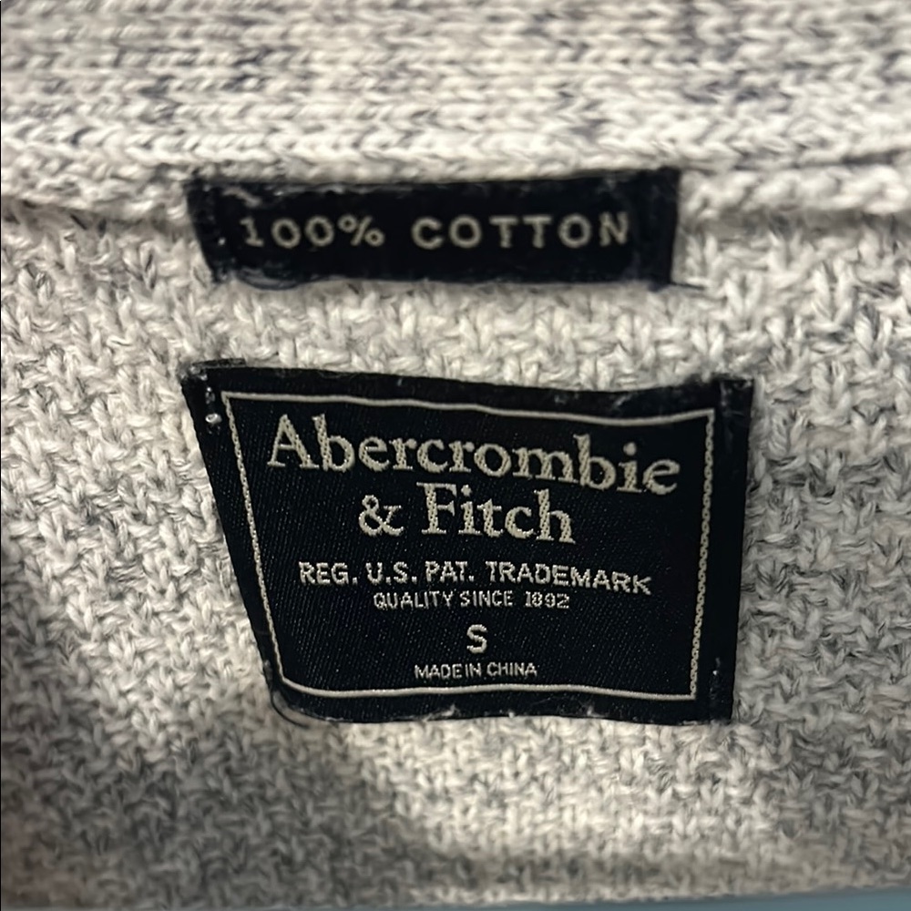 Abercrombie Cardigan - Picture 4 of 5